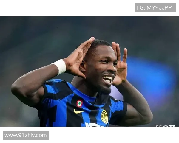 绿茵场上的变奏曲：齐沃换皮奥利，小图拉姆的激情与命运的交响